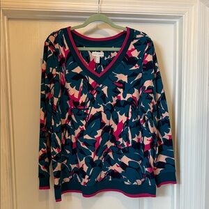 Floral V-Neck Sweatshirt